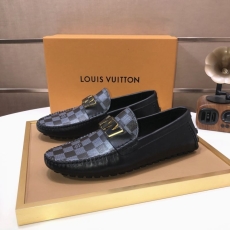 Louis Vuitton Low Shoes